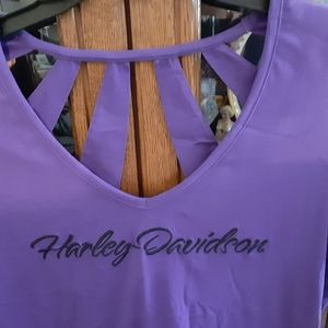 Harley-Davidson shirt